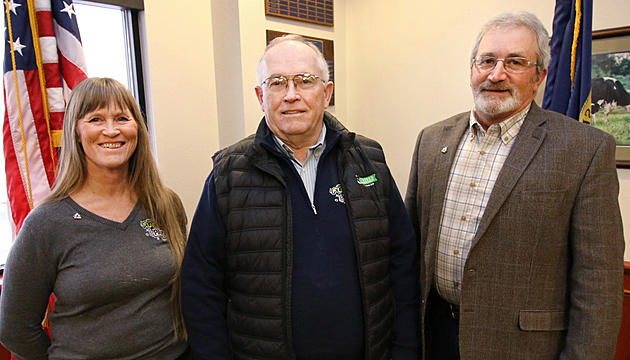 Idaho Dairymen Receive Five Year Service Pin