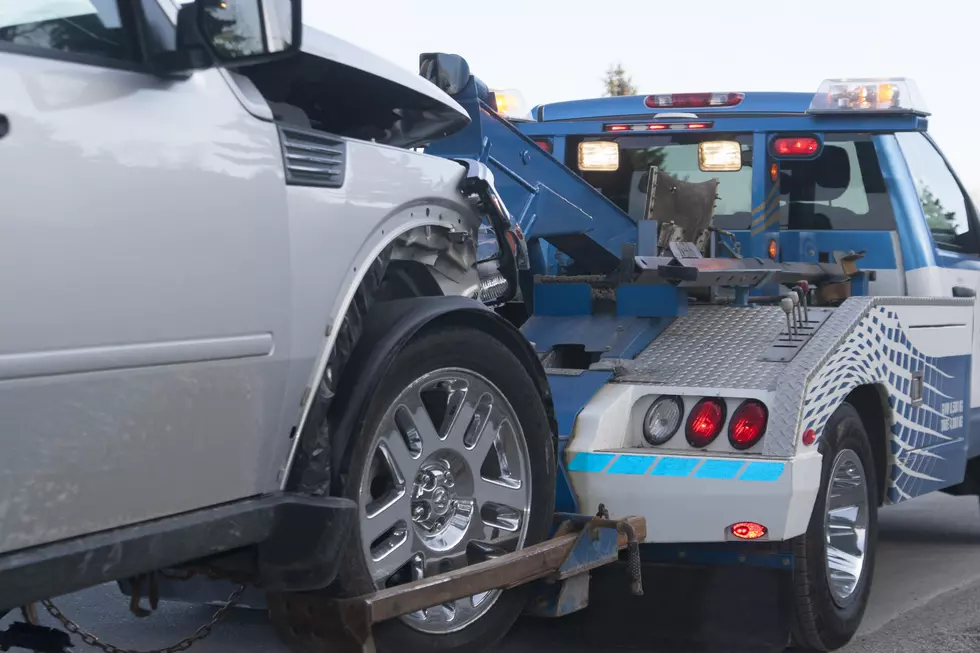 Bill improving highway safety for tow trucks signed into law