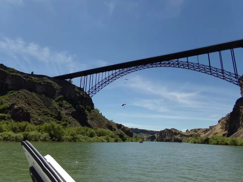 BASE Jumper Rescued from Snake River Canyon