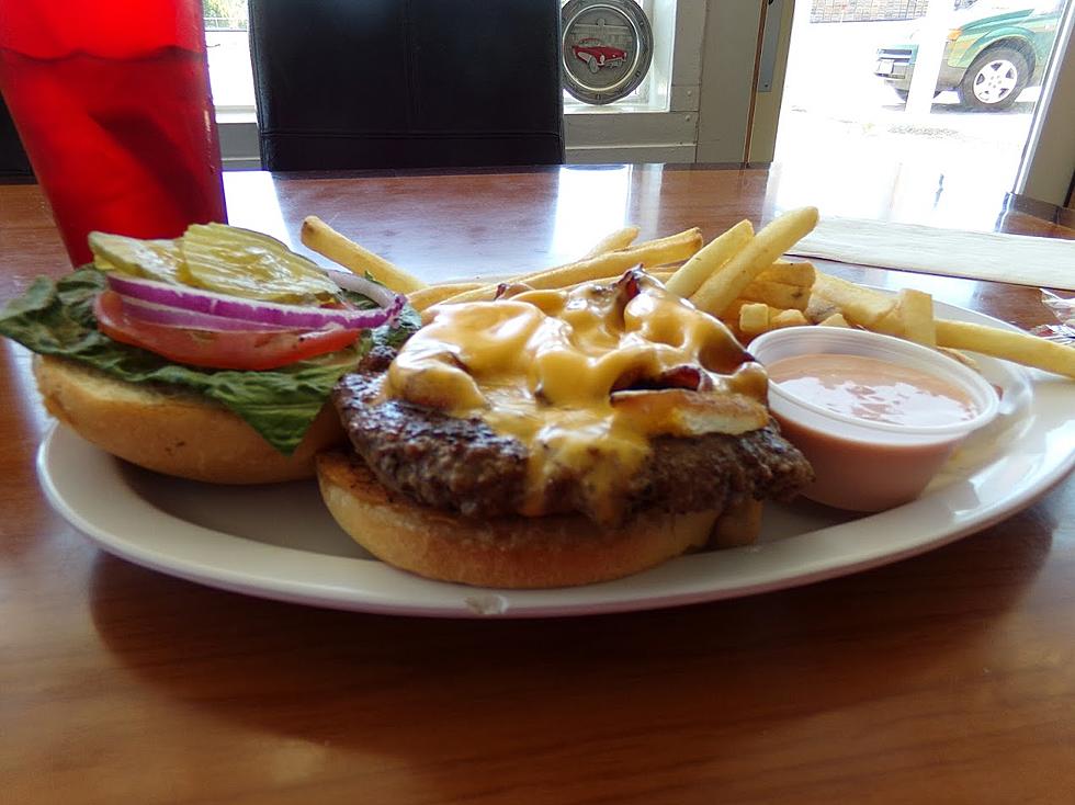 Don’t be Fooled:  This is Idaho’s Best Burger