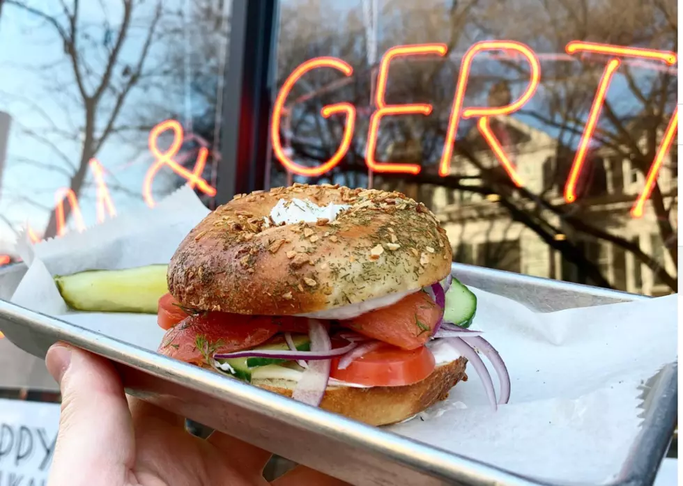 World’s First Jewish Vegan Deli Opens in Chicago, Offers Chopped ‘Livah’