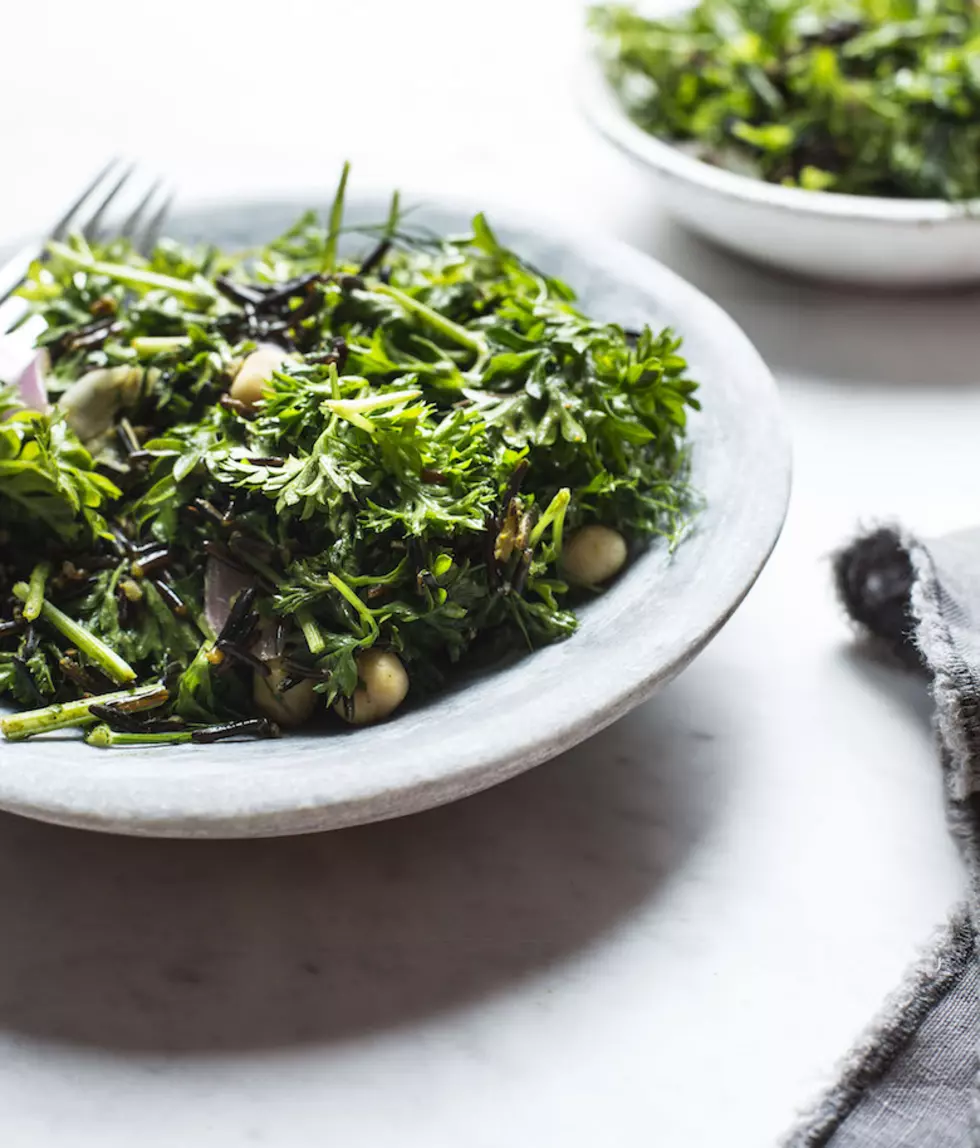 Fresh Baby Green Salad With Wild Rice, Chickpeas and Herbs