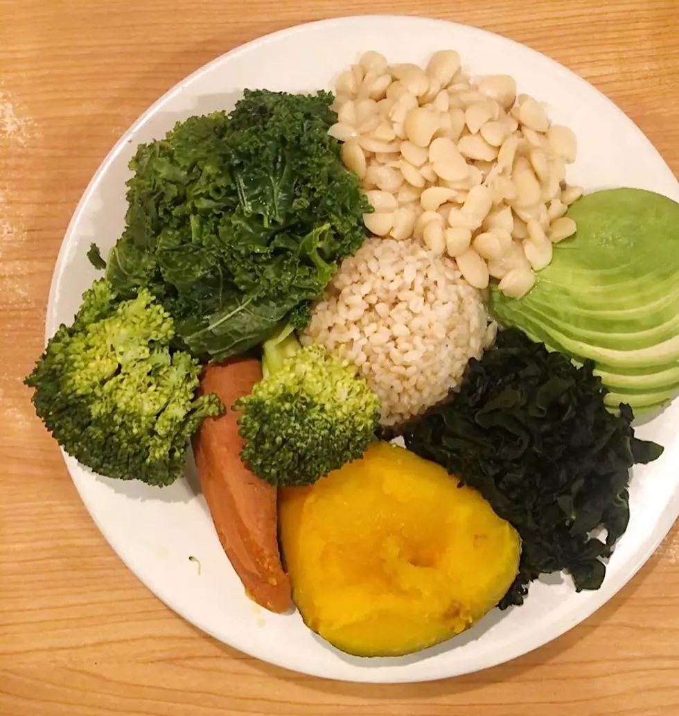 Lauren Bosworth’s Favorite Vegan Lunch: Make it in Under 10 Minutes