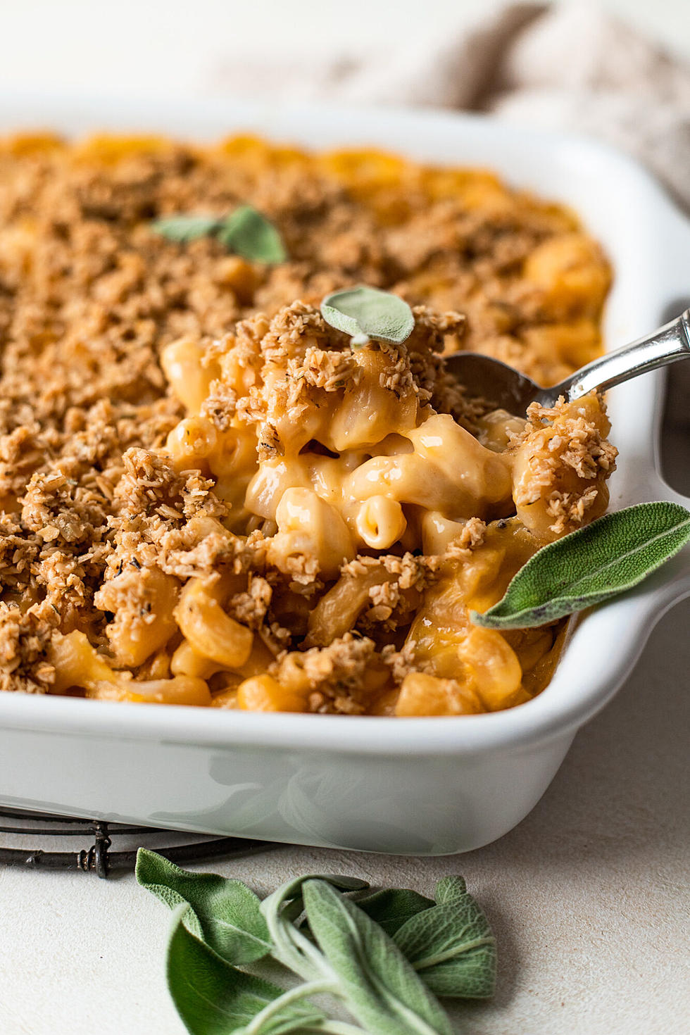 Easy Baked Vegan Mac and Cheese That’s Gluten-Free