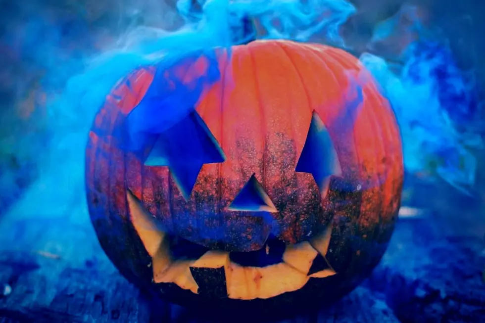 Why You’ll Be Seeing Blue Halloween Buckets This Year In Twin Falls