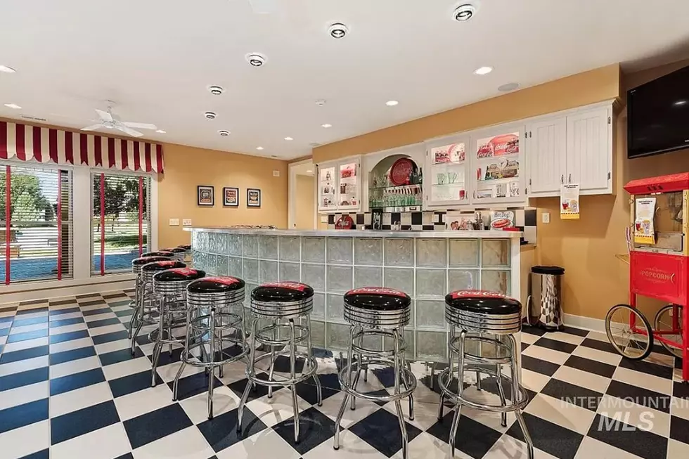 Idaho Mansion Has Hidden 50's Style Soda Shoppe Inside