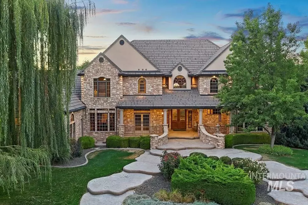 6 Twin Falls Mansions Nobody Wants To Buy [PHOTOS]