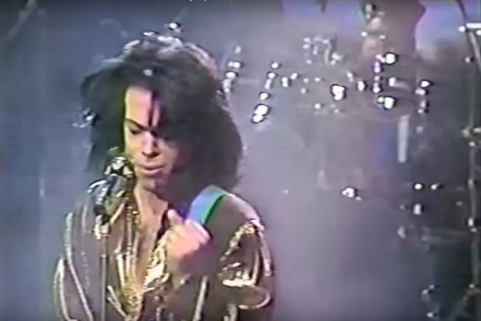 30 Years Ago: Prince Returns to ‘Saturday Night Live’ for an ‘Electric’ Performance