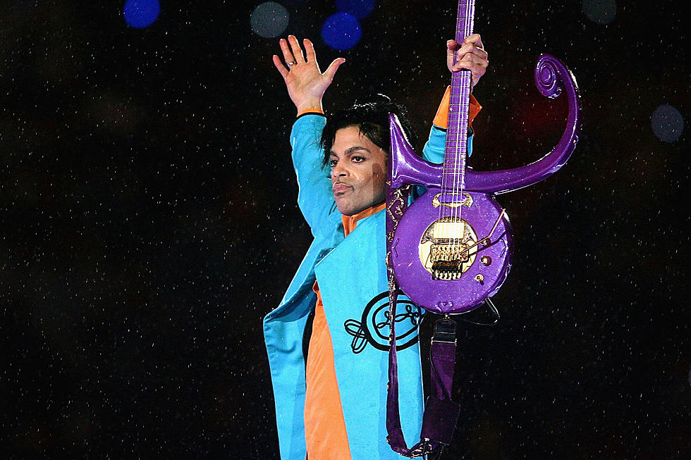 How Prince ‘Made History’ at the Super Bowl Halftime Show