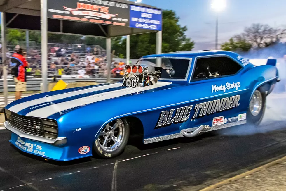 Experience What It’s Like To Be On A Professional Drag Racing Team