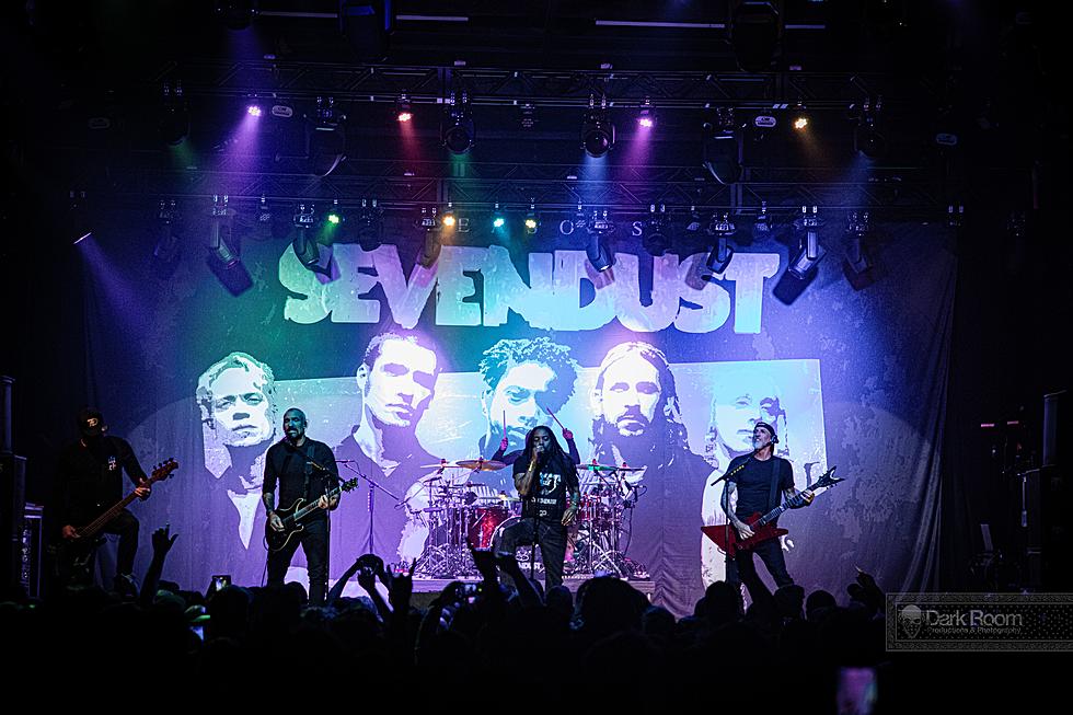 Look At The Last Awesome Show of 2023 with Sevendust
