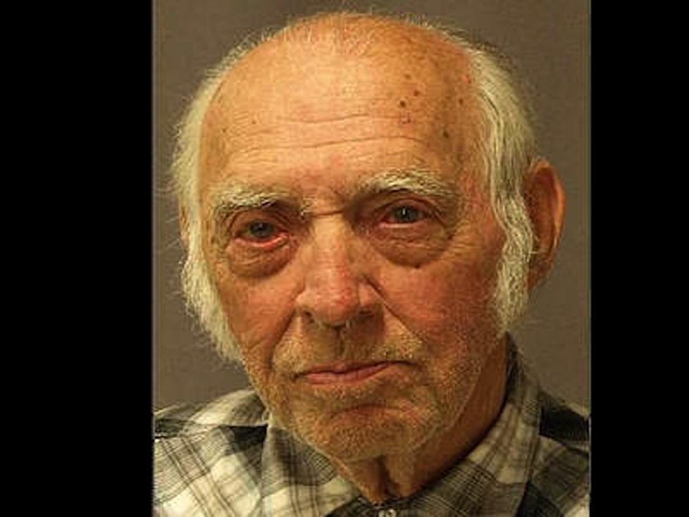 87-Year-Old Man is the New ‘Scarface’