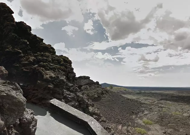 Hilarious Reviews Of Craters Of The Moon Are Mad That Rocks Are Dark