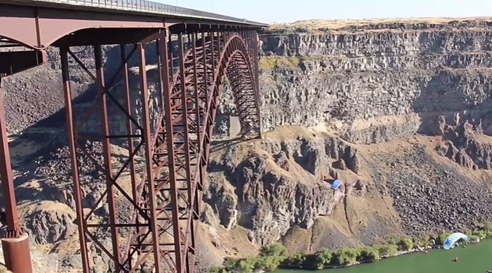 Amazing Instagram Pic Captures 15-Way Perrine Bridge BASE Jump