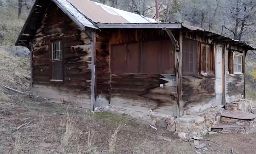 Exploring Abandoned Cabins in Northern Nevada is Creepy as Hell (WATCH)