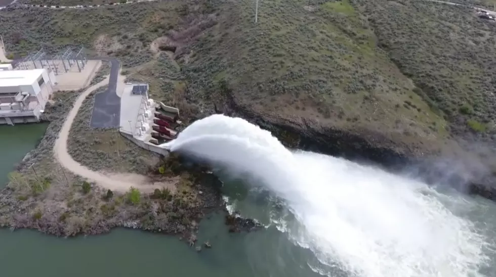 Epic Videos of the Rooster Tail at Lucky Peak Reservoir (WATCH)