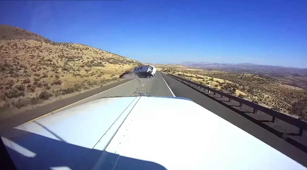 Horrifying Video Shows How Dangerous it is to Speed with a Camper