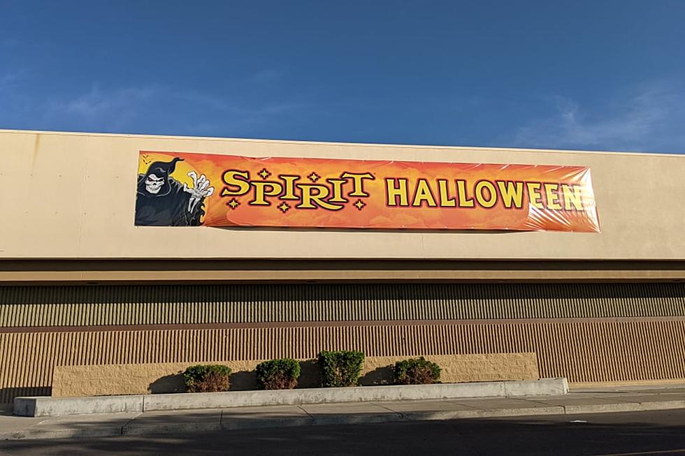 Twin Falls ID Spirit Halloween Banner Is Up; Days From Opening