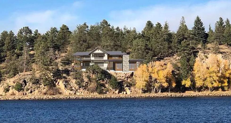 $2.5 Million House at Rocky Mountain National Park on Market