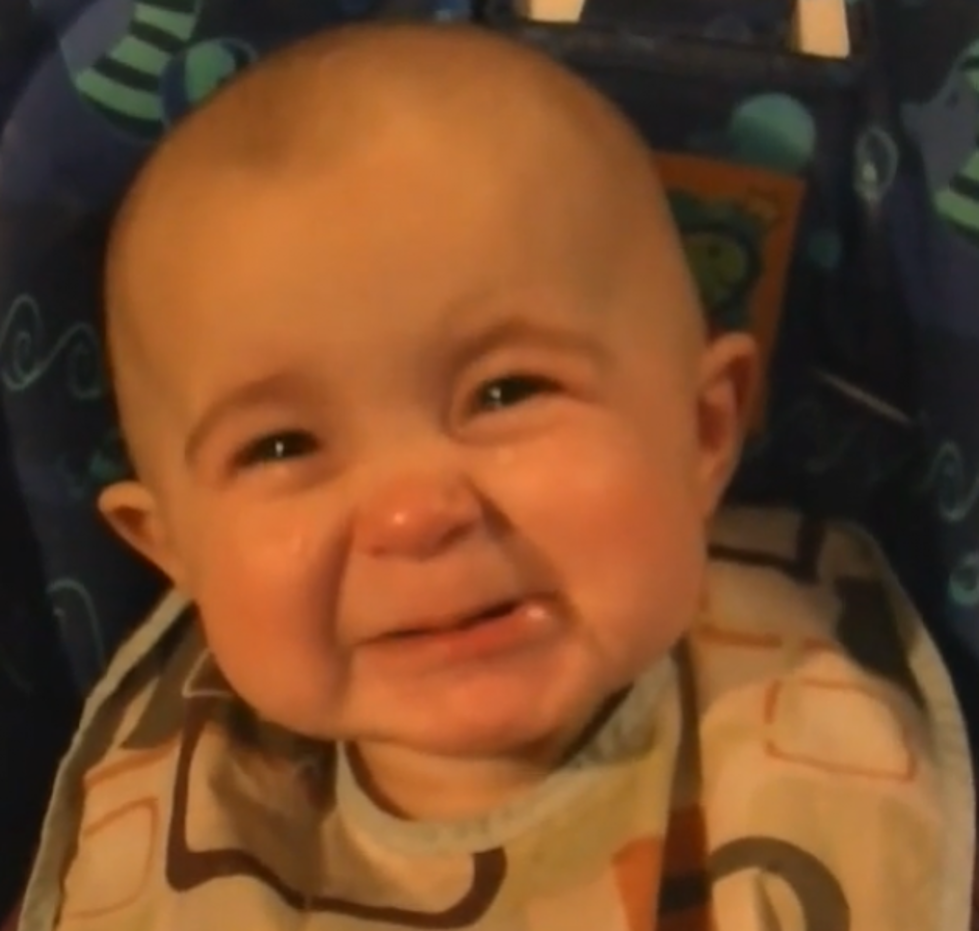 Baby&#8217;s Amazing Reaction To Mother&#8217;s Singing [VIDEO]