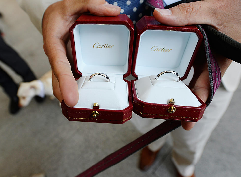 More Women Willing To Help  Pay For Their Own Engagement Rings