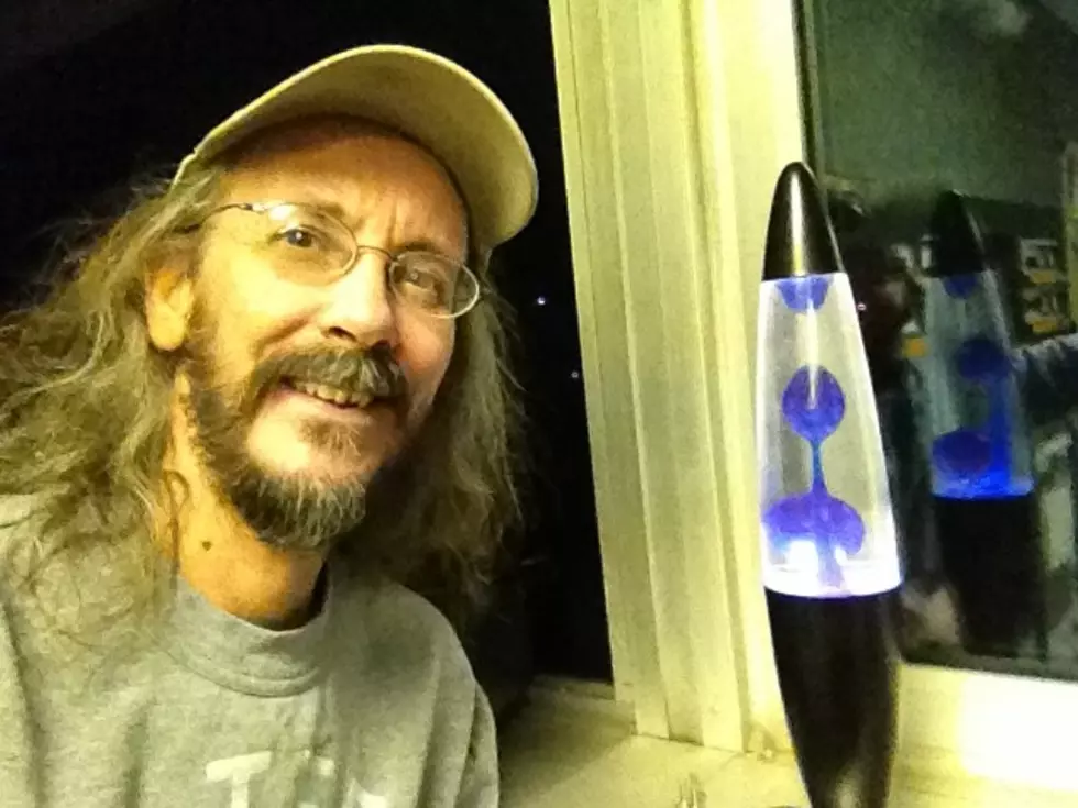 Grateful Mike: Really Does Turn On His Lava Lamp!