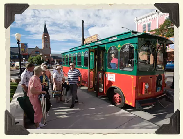 Cheyenne Trolley Lights Tour Is On For 2016