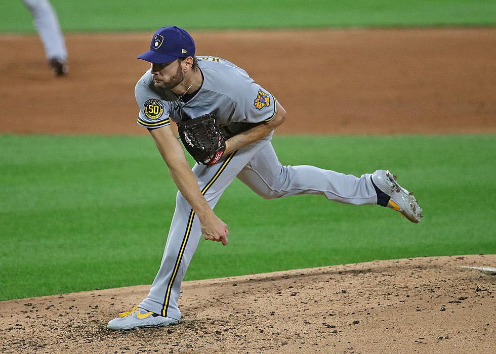 Houser Strong, Brewers Stop White Sox 6-Game Win Streak, 1-0