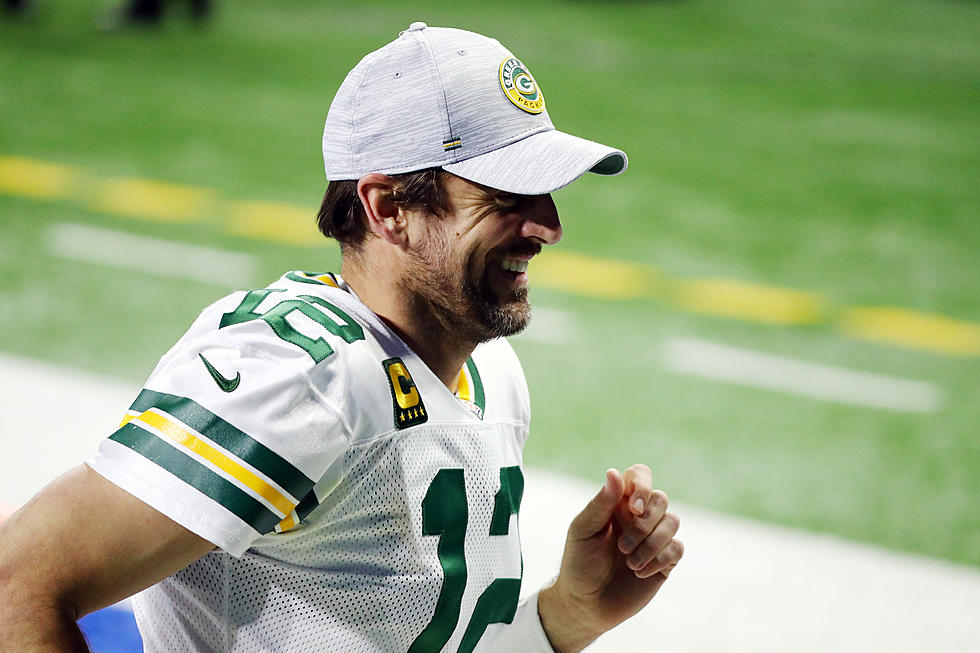 Aaron Rodgers Reports To Green Bay Packers Training Camp
