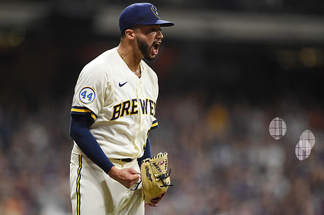 LEADING OFF: Brewers&#8217; Williams Punches Wall, Breaks Hand