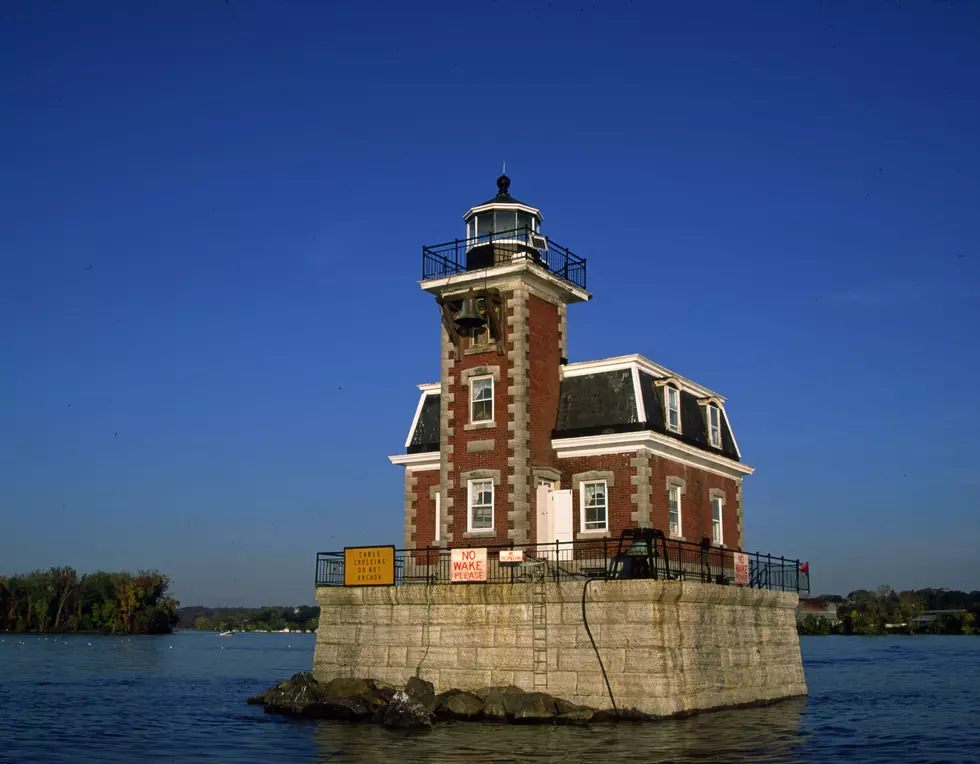 Can This Historical Treasure Sinking Into the Hudson River Be Saved?