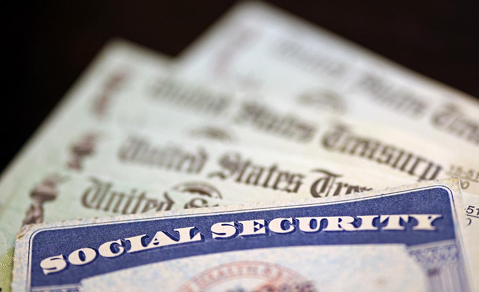 New Yorkers Stop Doing This with Your Social Security Card