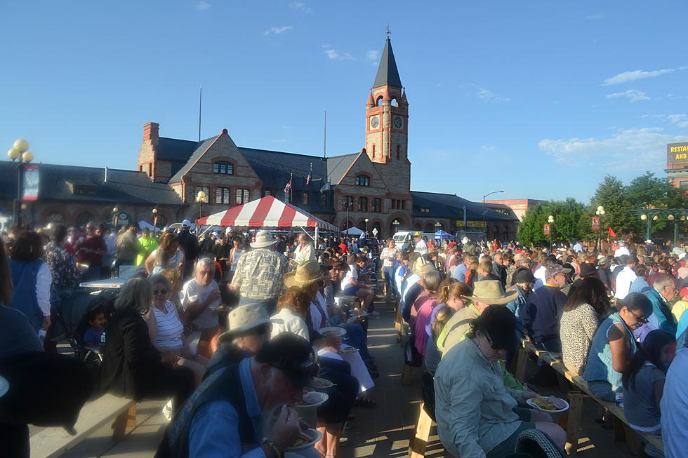 Cheyenne Frontier Days 2013 Pancake Breakfast Feeds Thousands