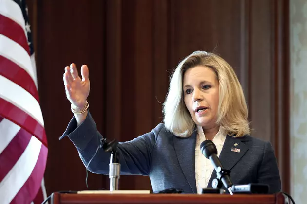 Liz Cheney Closes In on Dad&#8217;s Old U.S. House Seat in Wyoming