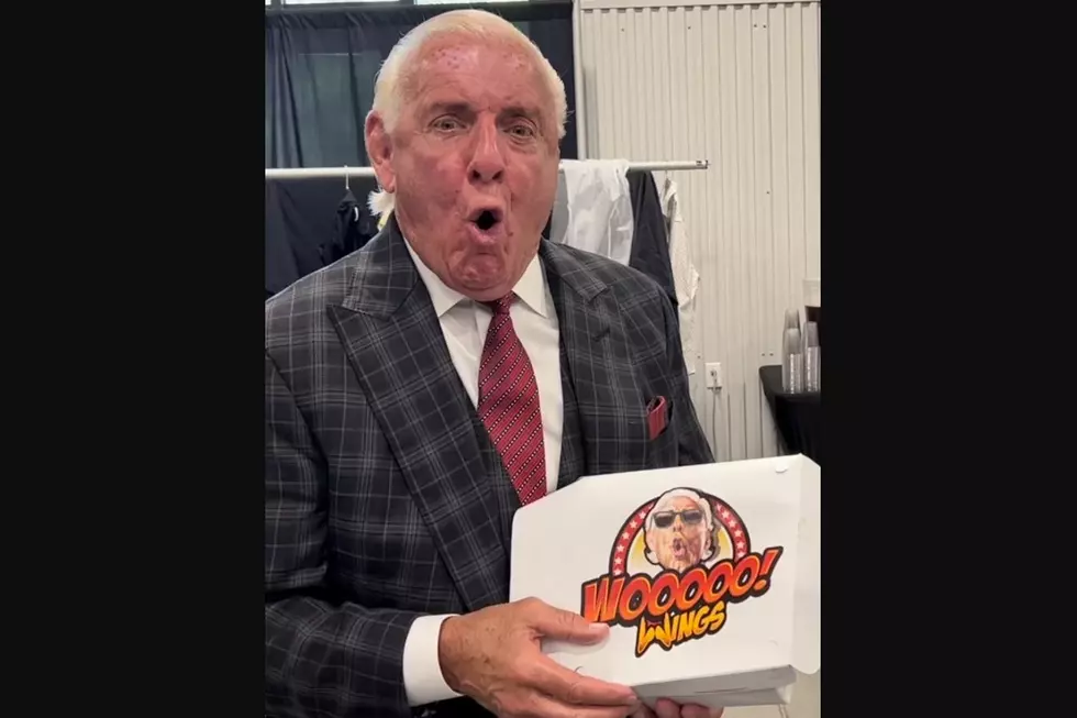 Legendary Wrestler Ric Flair Opens “Ghost” Wing Restaurant in Tuscaloosa
