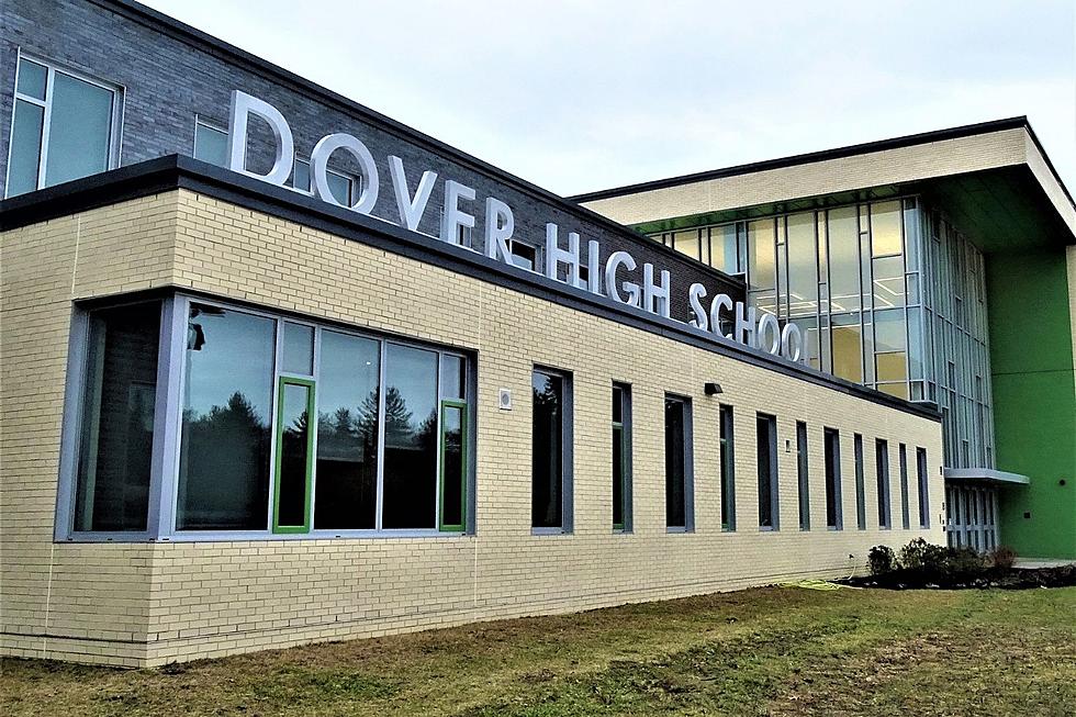 Bomb Threat Delays Dismissal for Dover NH High School