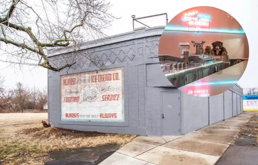 This Boarded Up Detroit Ice Cream Parlor Hides All of its 1950s Charm Inside And It’s For Sale