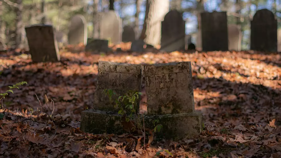 4 Arkansas Cemeteries with the Most Intriguing Ghost Stories