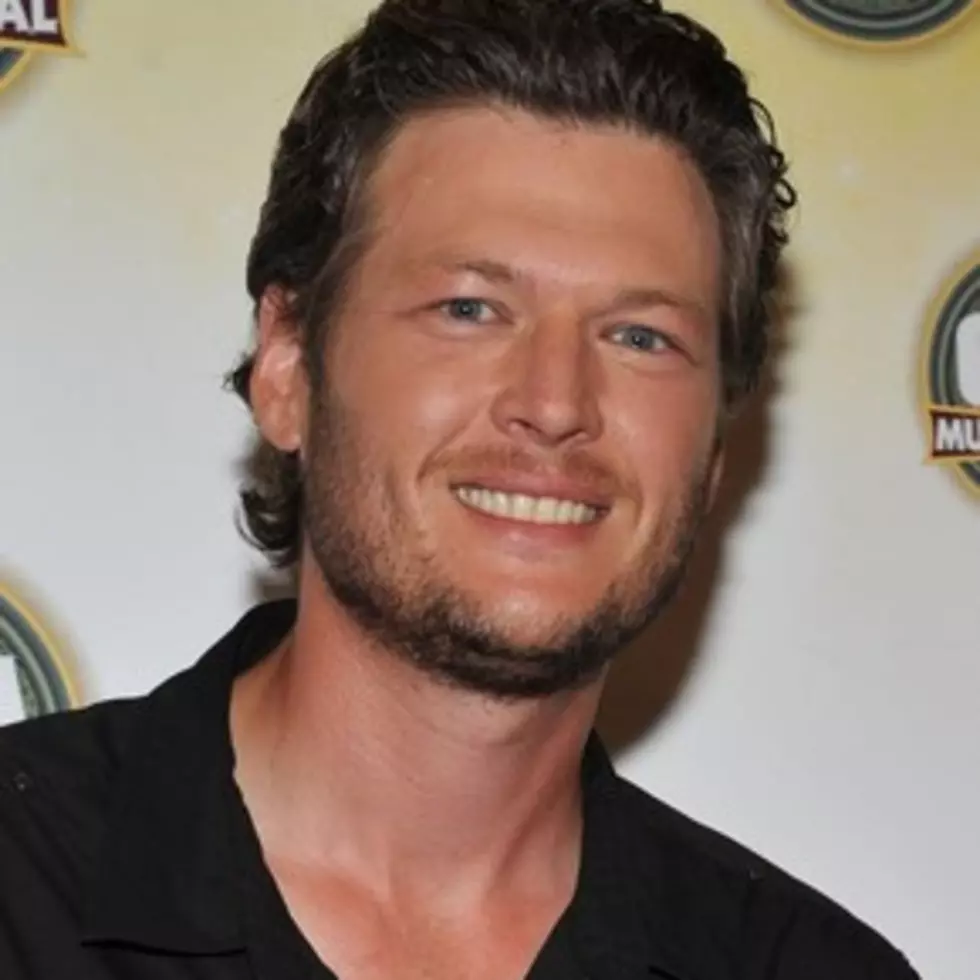 Blake Shelton Talks Twitter