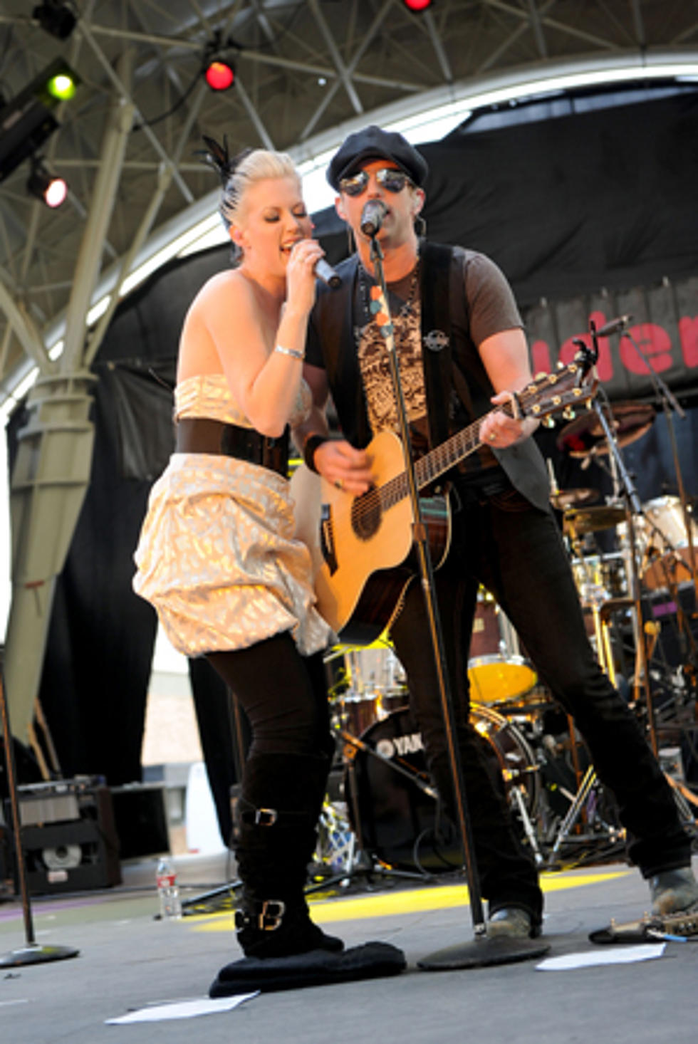 Thompson Square In Town Friday [VIDEO]