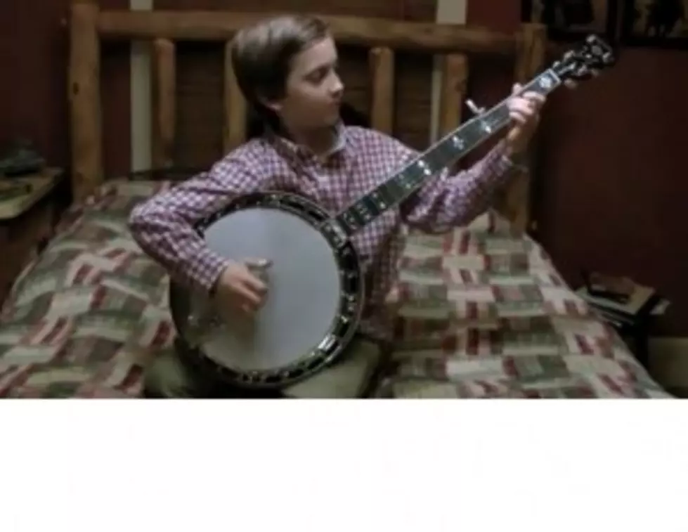 Incredible 8 Year Old Banjo Player [Video]