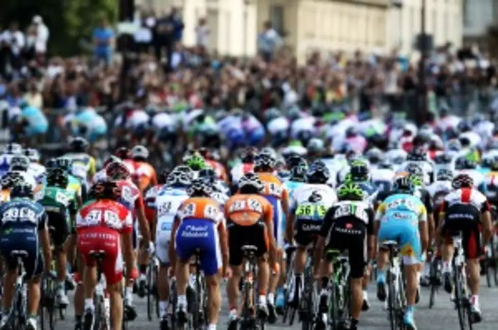 Tour De France Biker Slaps Fan [VIDEO]