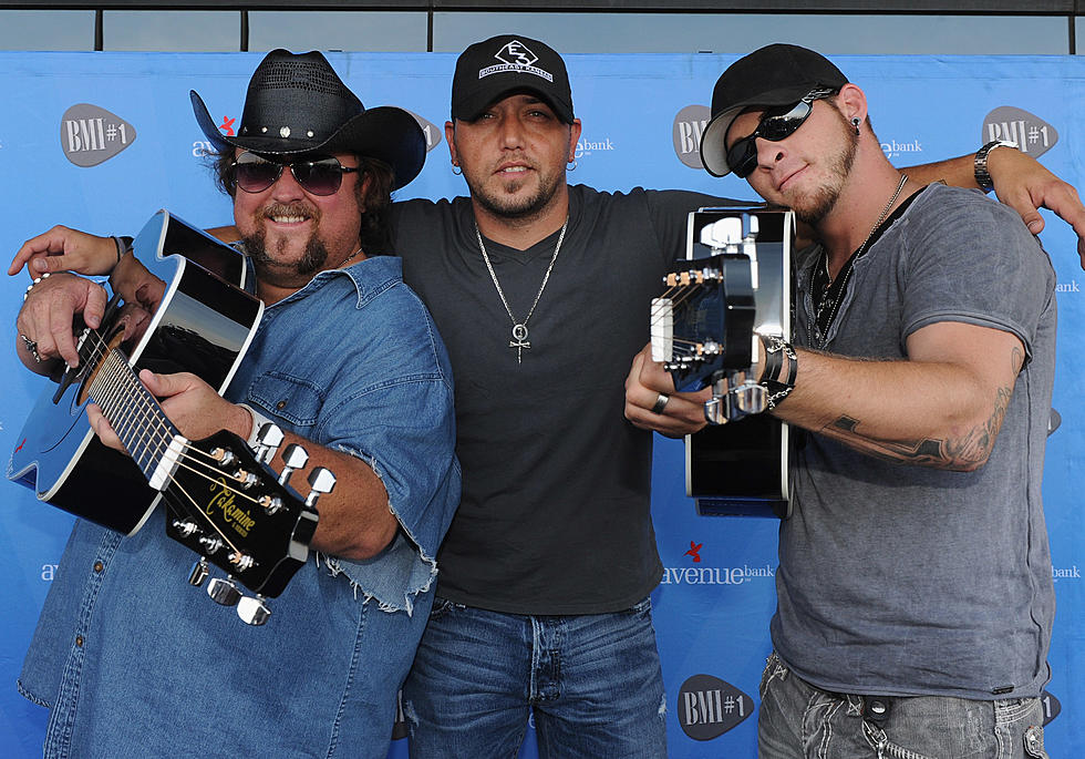 Aldean’s Wife Gets Surprise Gift From Broken Bow Records