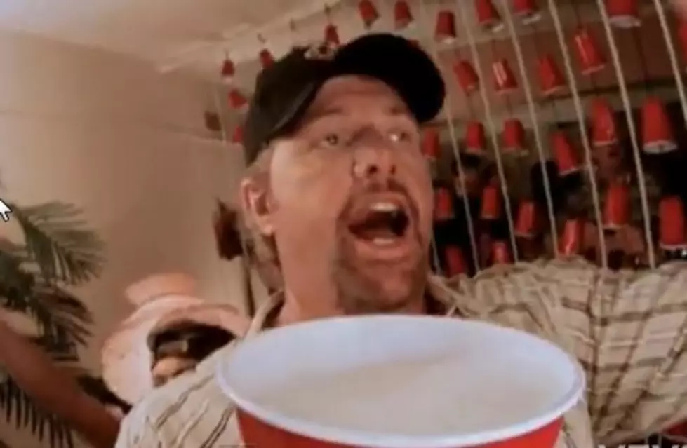 Toby Keith – Unedited 'Red Solo Cup' [VIDEO]