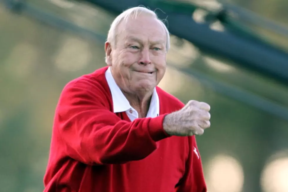 Arnold Palmer Hits 20th Hole In One!