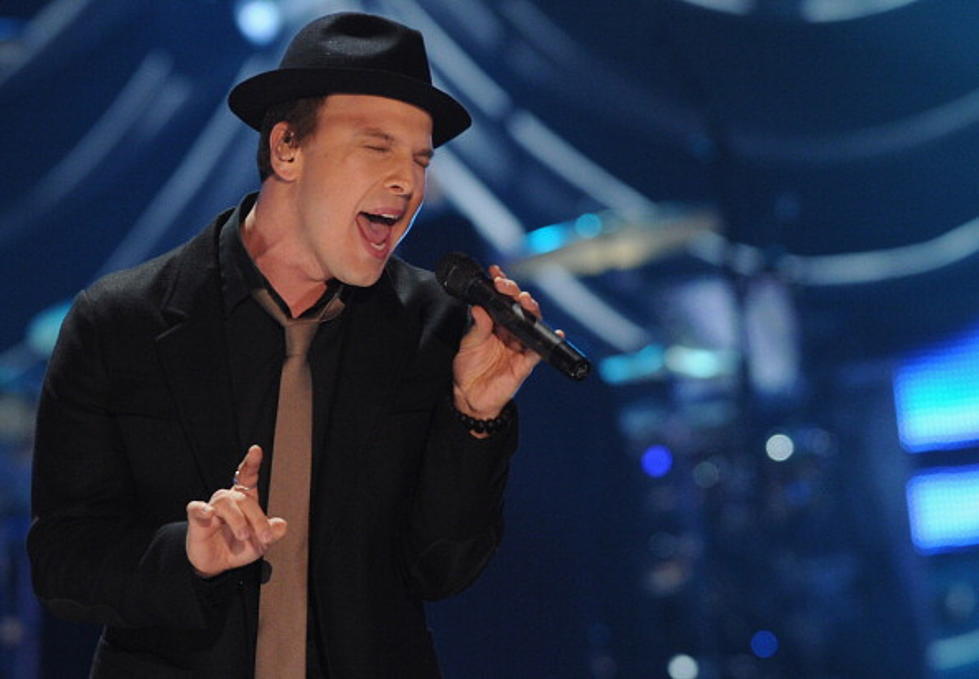 Gavin DeGraw Covers Kenny Chesney Tune On CMT Artists Of The Year Special [VIDEO]