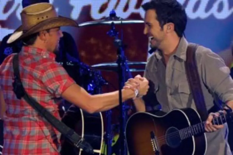 Jason Aldean &#038; Luke Bryan Try To Prevent Drunken Fan From Getting Booted From Their Show