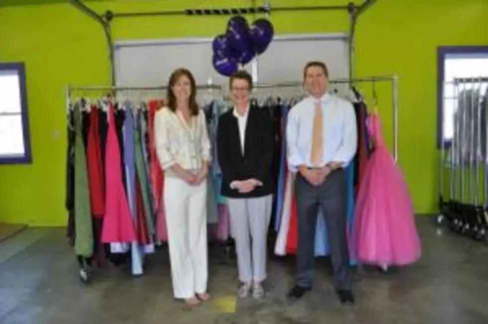 Free Prom Dresses Available To High School Girls During Two Day Event