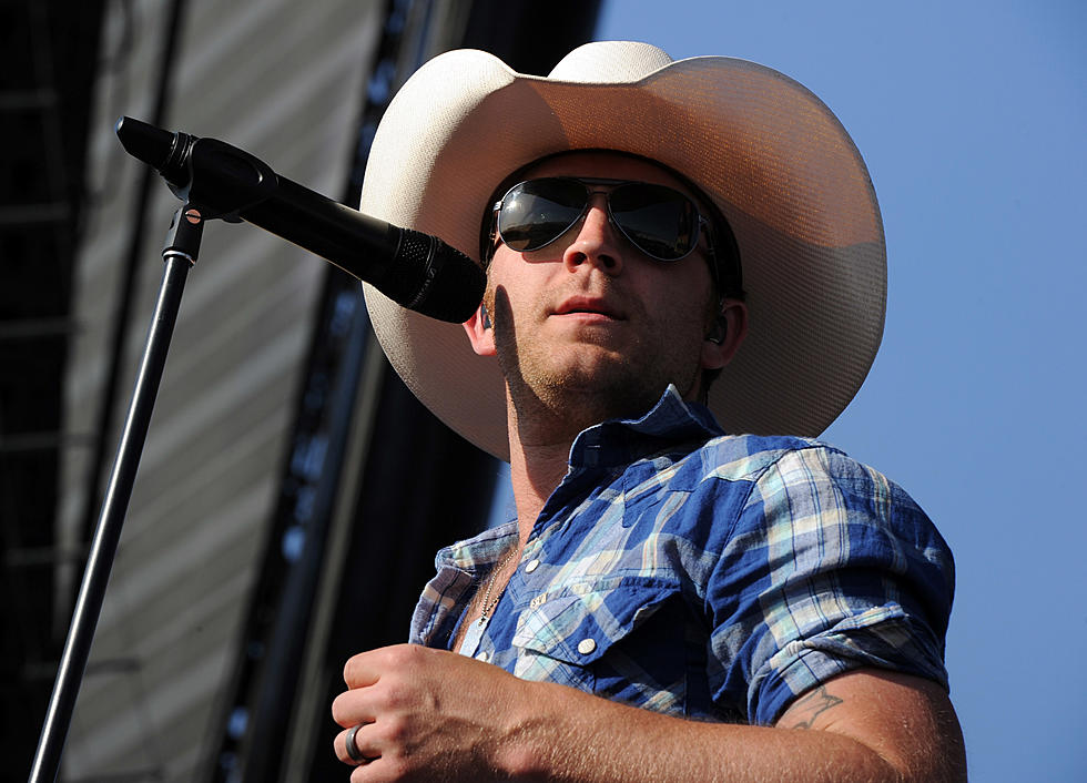 Justin Moore’s Tour Bus Involved In Fatal Accident