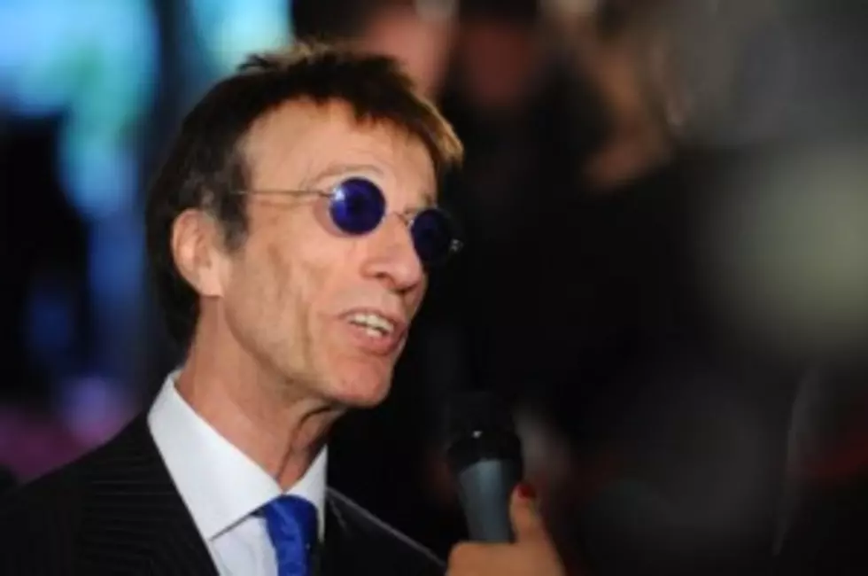 Robin Gibb Of The &#8220;Bee Gees&#8221; Loses Battle With Cancer [VIDEO]
